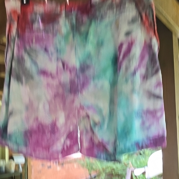 Izod Multicolor Tie-Dye Shorts - Picture 3 of 5